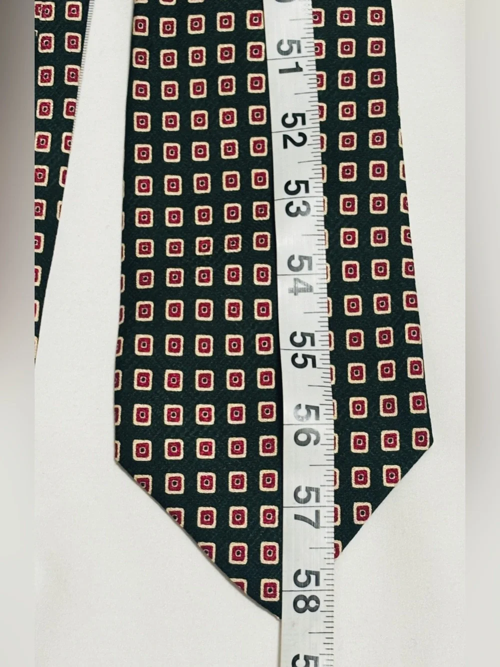 Polo Ralph Lauren Men’s Geometric Pattern Green and Red Necktie 58”